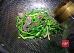 蒜苗卤牛肉的做法图解9