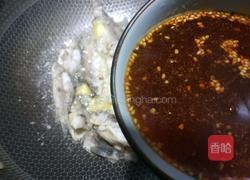 红烧鲫鱼的做法图解14