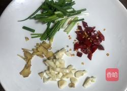 腊肉炒藜蒿的做法图解3