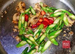 法式芦笋炒口蘑的做法图解10