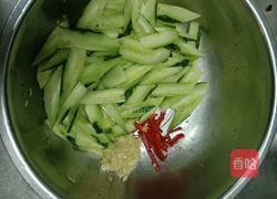 小时候蒜泥黄瓜的做法图解2