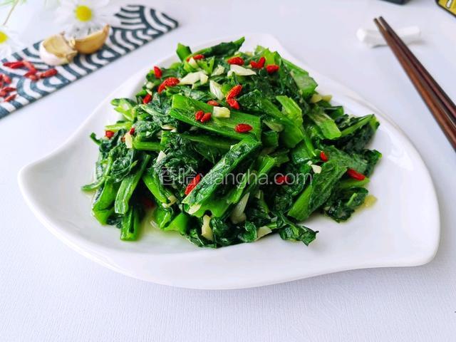 橄榄油炒莴苣叶