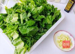 橄榄油炒莴苣叶的做法图解1