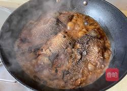 酱炖鲫鱼的做法图解12