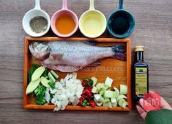 芹菜鲈鱼的做法图解1