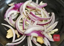 砂锅草鱼的做法图解5