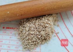 无糖橄榄油芝麻酥饼干的做法图解2