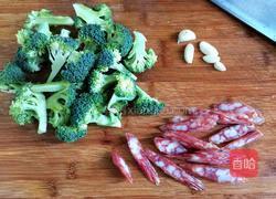 腊肠炒西兰花的做法图解2
