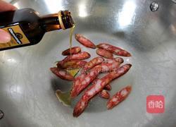 腊肠炒西兰花的做法图解3