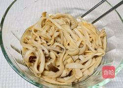 手撕杏鲍菇的做法图解4
