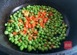豌豆炒肉的做法图解10