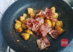 土豆烧培根的做法图解7