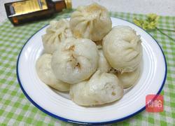 猪肉大葱馅小笼包的做法图解1