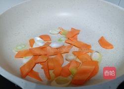 橄榄油炒西葫芦的做法图解5