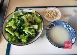 清炒西兰花的做法图解7