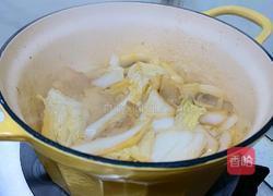 大白菜豬肉豆腐燉粉條的做法圖解3