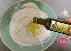 火腿培根披萨的做法图解4