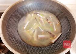 白菜炖鳗鱼干的做法图解11