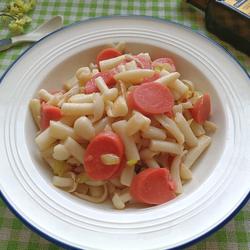 海鲜菇炒火腿肠的做法[图]