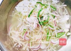 青椒土豆丝的做法图解3