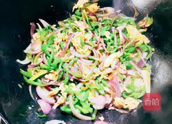 辣椒洋葱炒鸡蛋的做法图解9