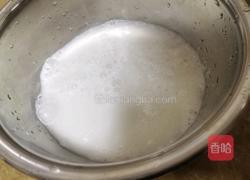 椰汁马蹄千层糕的做法图解3