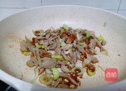 橄榄油青椒炒肉的做法图解9