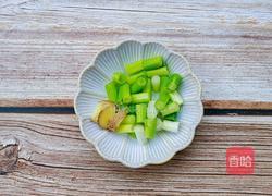 土豆烧牛肉丸的做法图解2