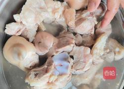 红烧猪蹄的做法图解1