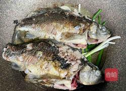 毛豆烧鲫鱼的做法图解8