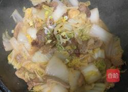 家常版白菜炖五花肉的做法图解9