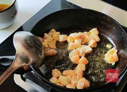 青椒土豆炒鸡丁的做法图解5