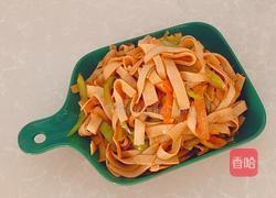 青椒炒豆腐皮的做法图解7