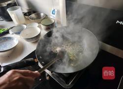 葱爆鱿鱼卷的做法图解4