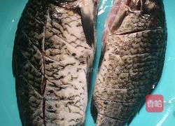 鲫鱼豆腐汤的做法图解1