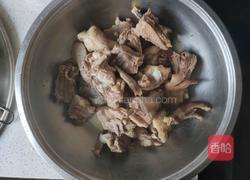 香菇鸡汤的做法图解2