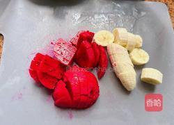 火龙果香蕉汁的做法图解2