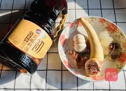 红烧猪尾巴的做法图解1