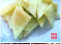 西瓜皮甜汤的做法图解1