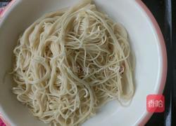 葱油拌面的做法图解2