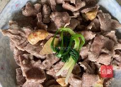 炖牛肉汤的做法图解2