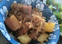 红烧肉焖米饭