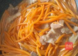 五花肉素炒萝卜丝的做法图解6