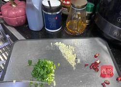 豆角茄子炸酱面的做法图解1