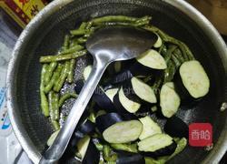 燉茄子豆角的做法圖解4
