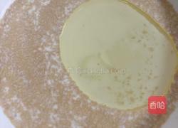 葱香咸口小饼干的做法图解1