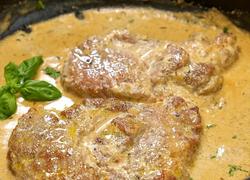 黑松露奶油猪排