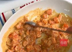 三文鱼牛油果三明治的做法图解3