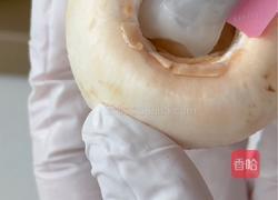 鲜嫩多汁的迷你小汉堡，9菇鲜灵魂加入，口味颜值并存还简单?的做法图解2