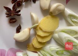 猪肉白菜炖粉条(家常版)的做法图解2
